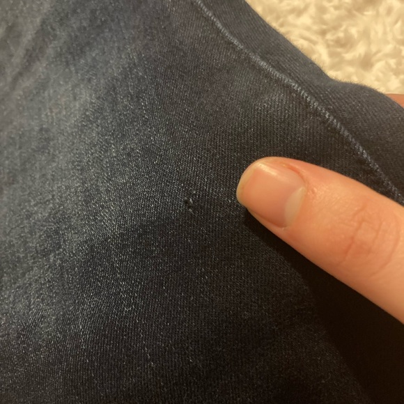 Levi’s Dark Indigo Jeans - Picture 3 of 4